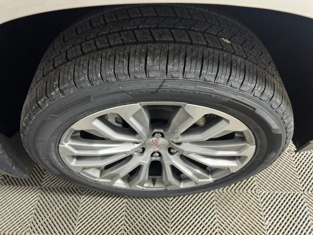 used 2022 GMC Yukon car, priced at $59,500