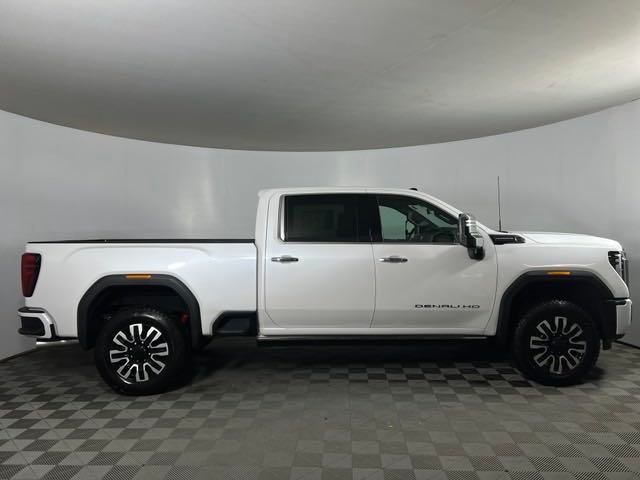 new 2024 GMC Sierra 2500HD car, priced at $87,000