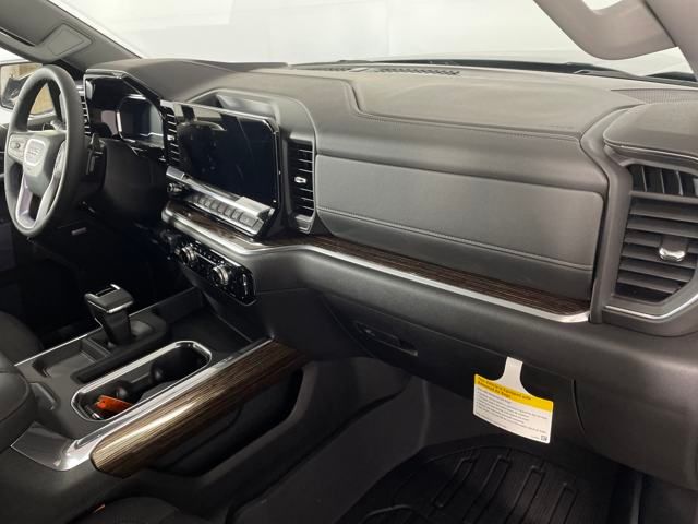 new 2025 GMC Sierra 1500 car, priced at $58,500