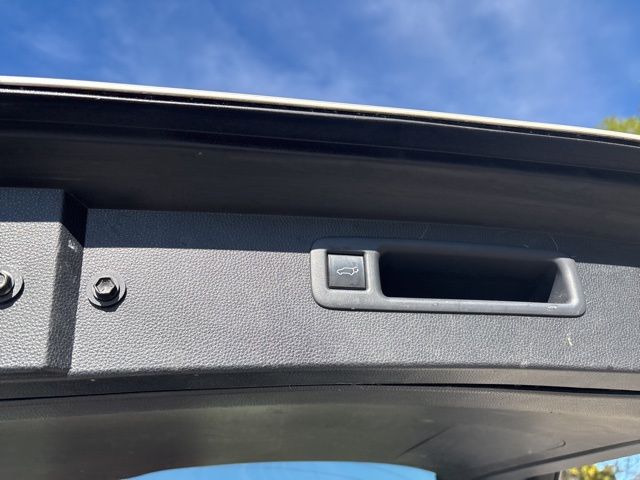 used 2021 Toyota Highlander car, priced at $32,845