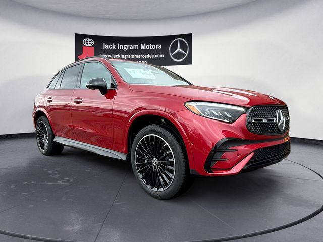new 2025 Mercedes-Benz GLC car, priced at $59,495