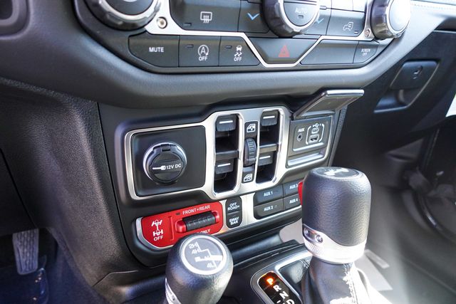 new 2025 Jeep Wrangler car, priced at $57,595