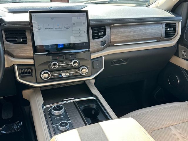 used 2023 Ford Expedition car, priced at $42,489