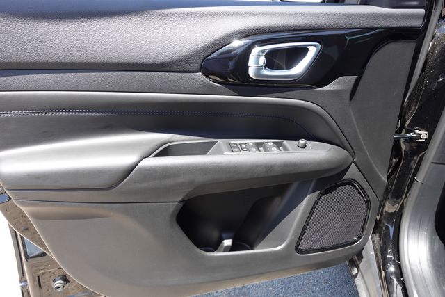 new 2025 Jeep Compass car, priced at $28,458