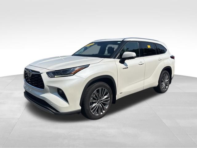 used 2021 Toyota Highlander Hybrid car, priced at $43,699