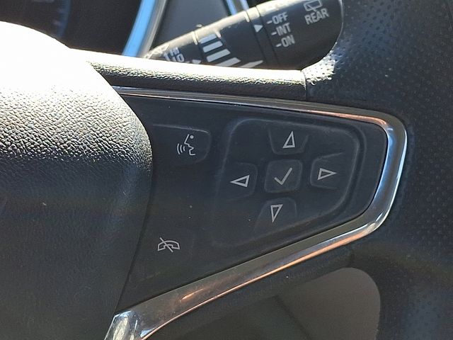 used 2020 Chevrolet Equinox car, priced at $16,102