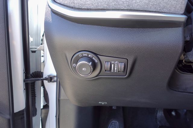 new 2025 Jeep Compass car, priced at $25,868