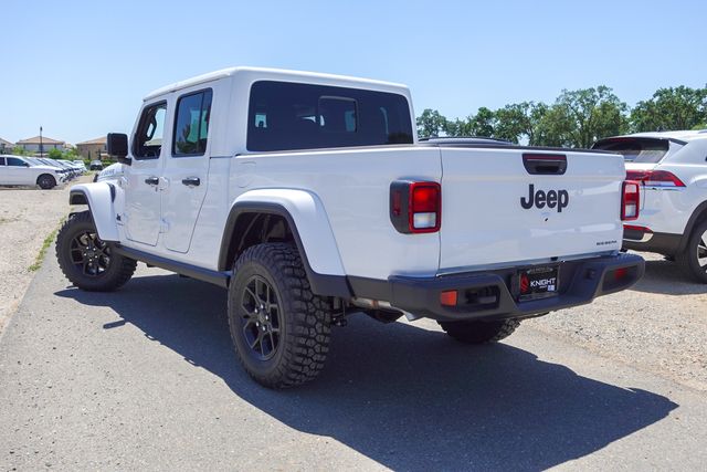 new 2025 Jeep Gladiator car, priced at $45,475
