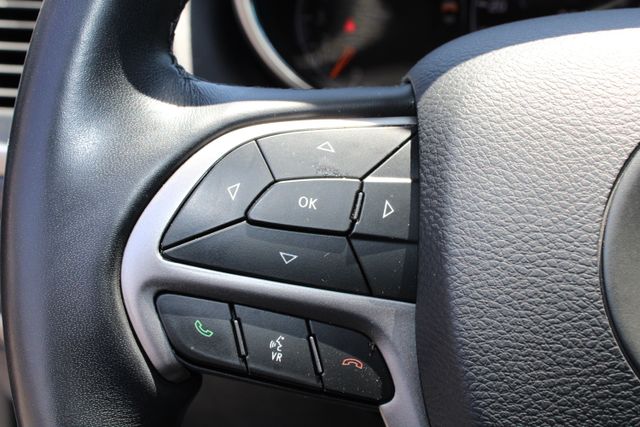 used 2022 Jeep Grand Cherokee WK car, priced at $33,449