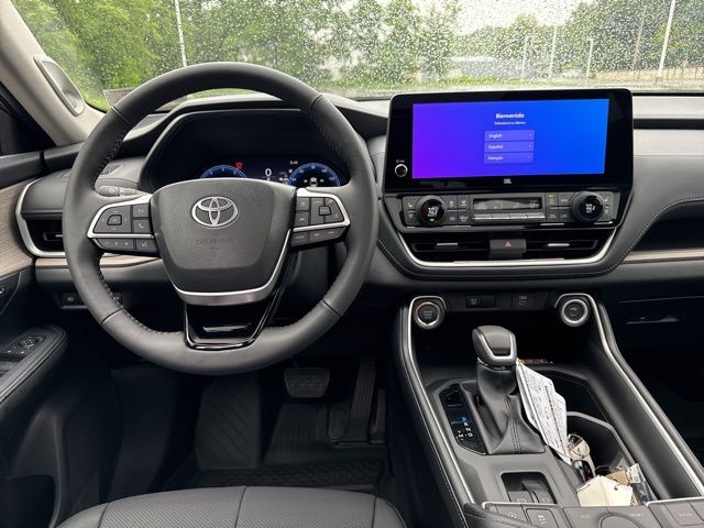 new 2025 Toyota Grand Highlander car, priced at $55,672
