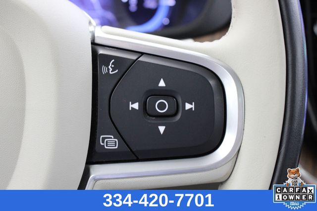 used 2022 Volvo XC60 Recharge Plug-In Hybrid car