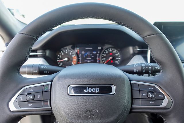 new 2025 Jeep Compass car, priced at $25,265