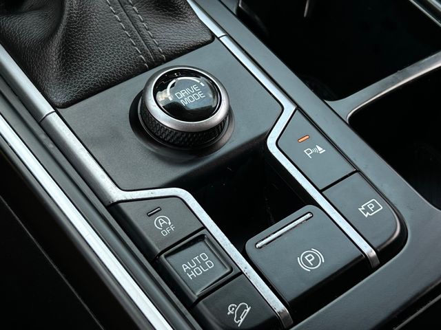 used 2024 Kia Sorento car, priced at $24,699