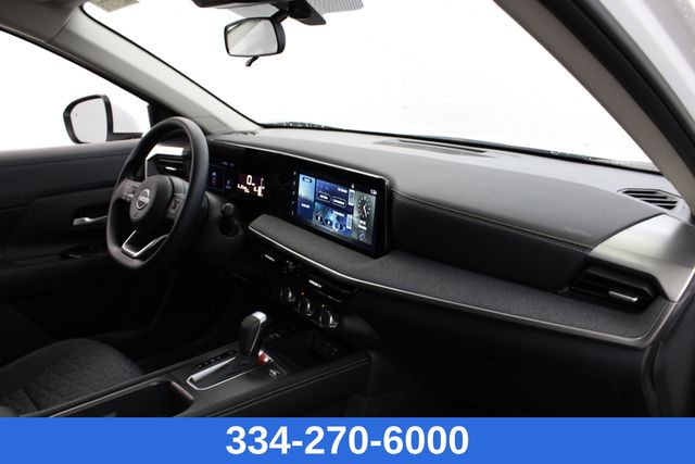 new 2025 Nissan Kicks car, priced at $27,810