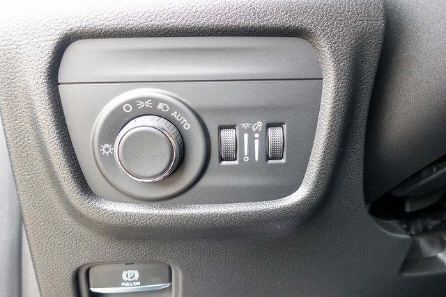 new 2025 Jeep Grand Cherokee L car, priced at $42,870