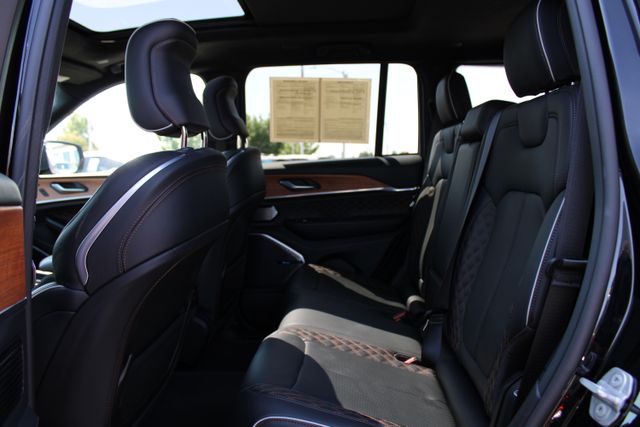used 2022 Jeep Grand Cherokee car, priced at $40,689