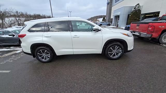 used 2017 Toyota Highlander car, priced at $22,999