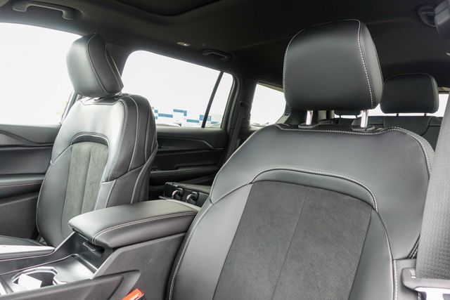 new 2025 Jeep Grand Cherokee L car, priced at $40,870