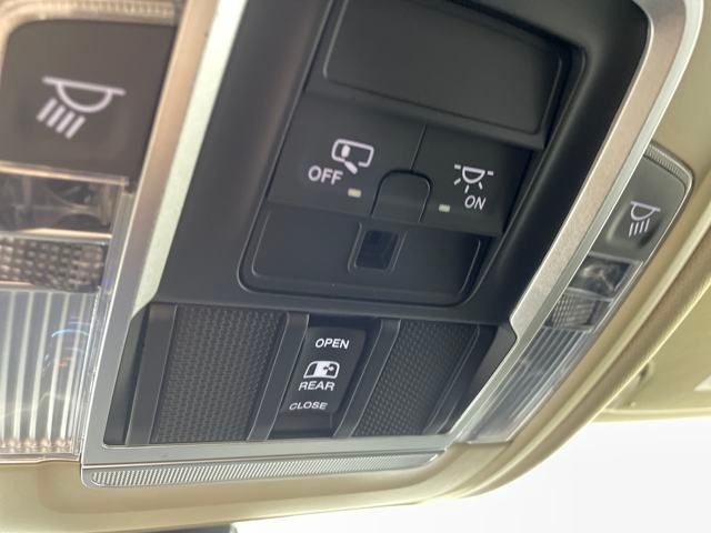 used 2020 Ram 1500 car, priced at $35,000