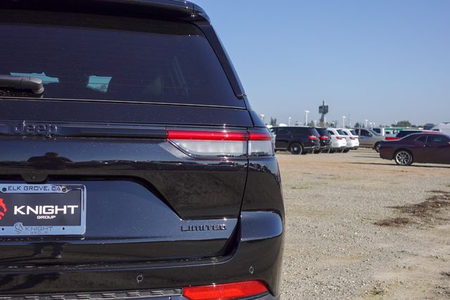 new 2025 Jeep Grand Cherokee car, priced at $44,520