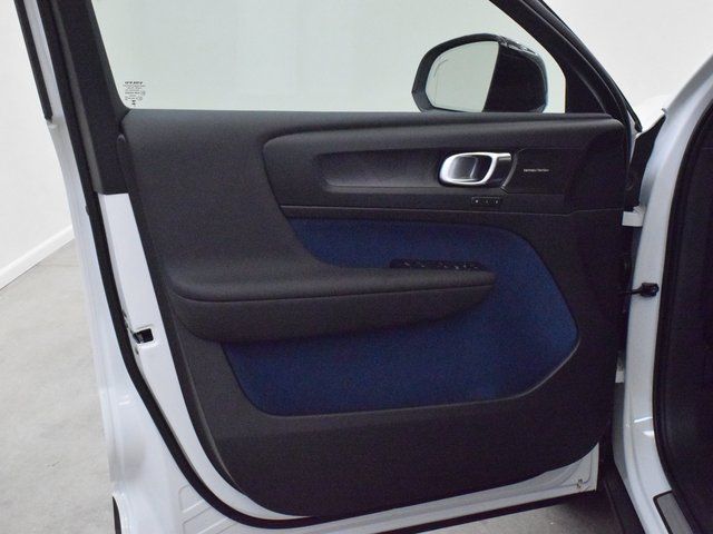 used 2023 Volvo C40 Recharge Pure Electric car, priced at $39,997