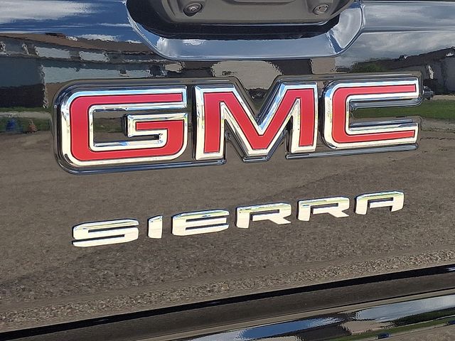 new 2025 GMC Sierra 1500 car, priced at $57,385