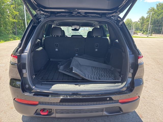used 2022 Jeep Grand Cherokee car, priced at $37,699