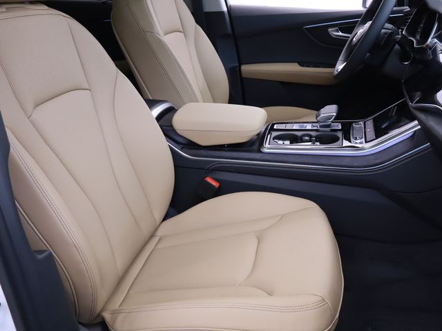new 2025 Audi Q7 car, priced at $72,250
