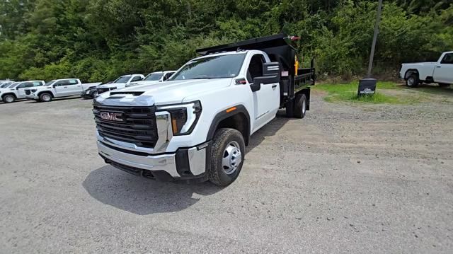 new 2024 GMC Sierra 3500HD car, priced at $77,807