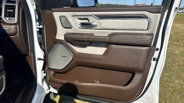 new 2025 Ram 1500 car, priced at $57,961