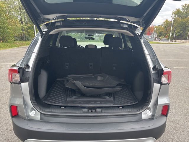 used 2021 Ford Escape Hybrid car, priced at $16,499