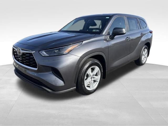 used 2023 Toyota Highlander car, priced at $34,399
