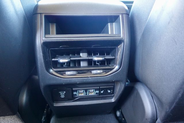 used 2024 Jeep Grand Cherokee car, priced at $30,788
