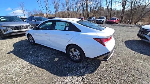 new 2025 Hyundai Elantra car, priced at $21,904