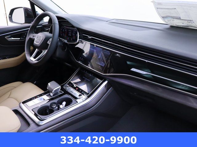 new 2025 Audi Q7 car, priced at $72,384