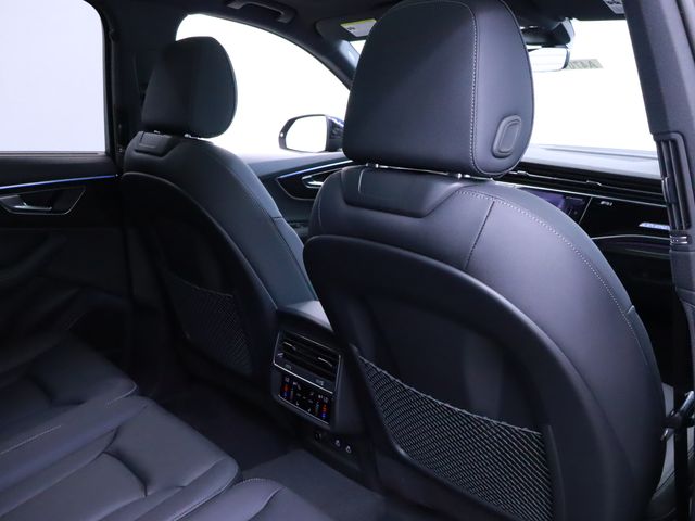 new 2025 Audi Q7 car, priced at $72,250