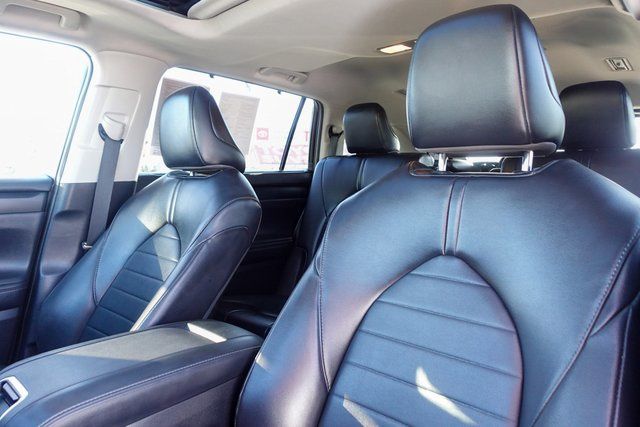 used 2022 Toyota Highlander car, priced at $33,000