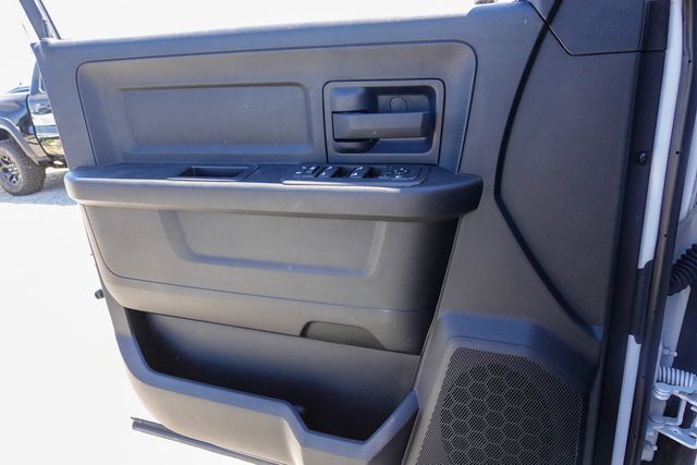 new 2025 Ram 3500 car, priced at $59,905