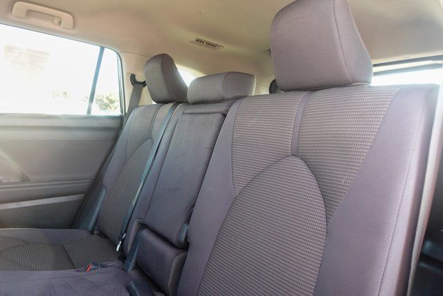 used 2023 Toyota Highlander car, priced at $29,244