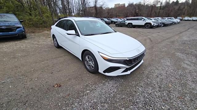 new 2025 Hyundai Elantra car, priced at $23,683