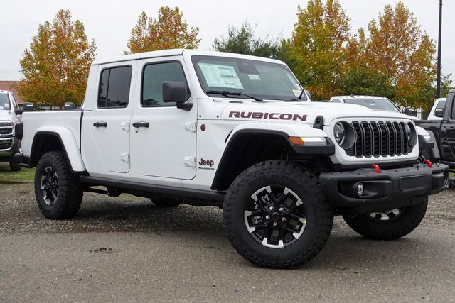 new 2026 Jeep Gladiator car, priced at $62,310