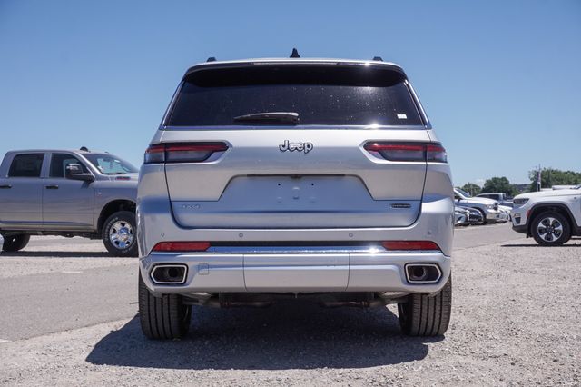 new 2024 Jeep Grand Cherokee L car, priced at $51,385