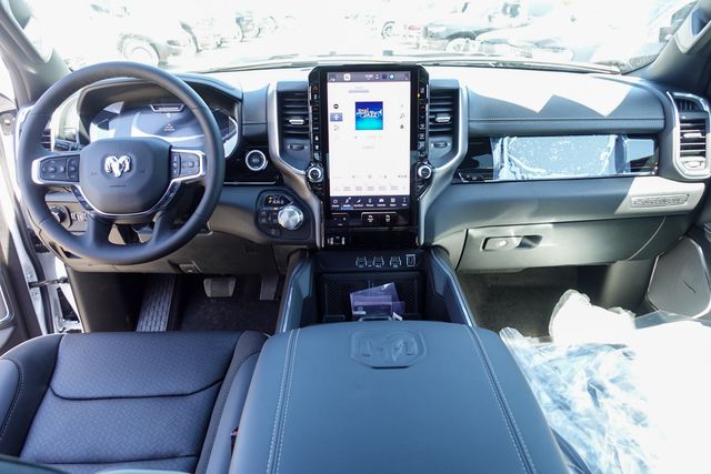 new 2025 Ram 1500 car, priced at $62,987