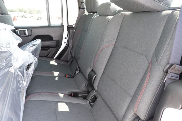 new 2025 Jeep Gladiator car, priced at $44,530