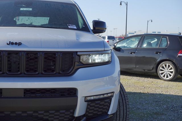 new 2025 Jeep Grand Cherokee L car, priced at $47,520