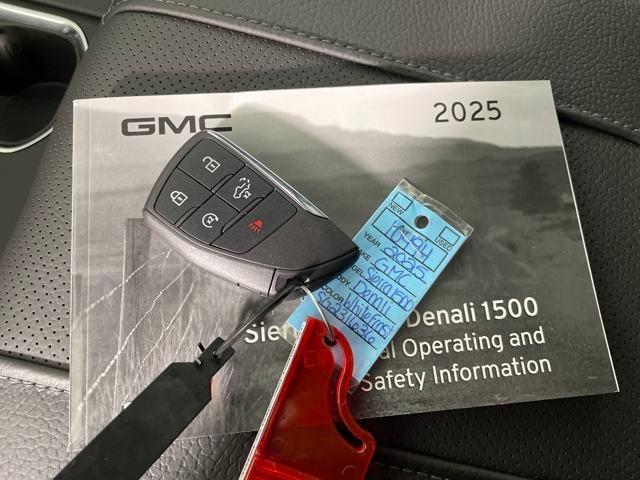 new 2025 GMC Sierra 1500 car, priced at $72,000