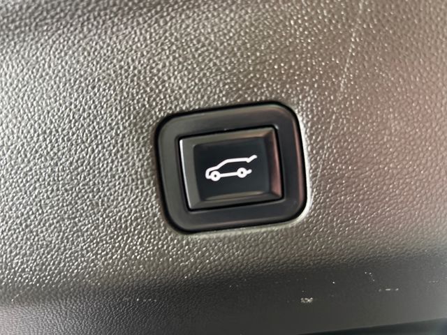 used 2022 Chevrolet Tahoe car, priced at $51,500