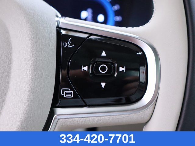 new 2025 Volvo XC90 car, priced at $62,997