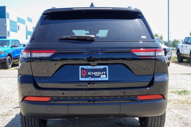 new 2025 Jeep Grand Cherokee car, priced at $39,350