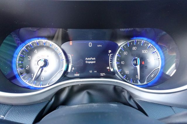 new 2025 Chrysler Pacifica car, priced at $41,290